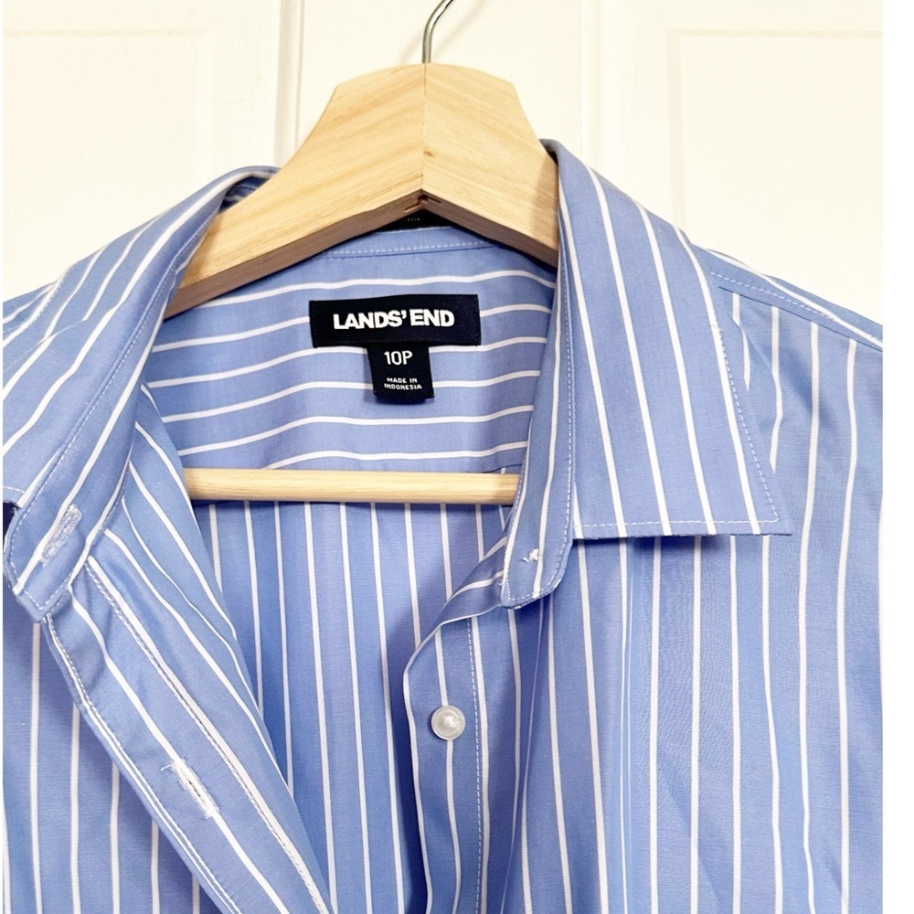 Land’s End Blue Striped Button Down Shirt Sz 10P - Picture 3 of 3